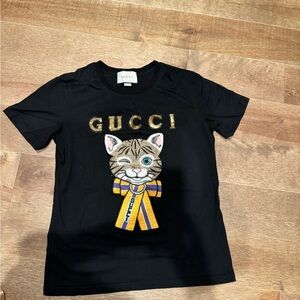 Gucci Women’s Black Cat Graphic T-Shirt